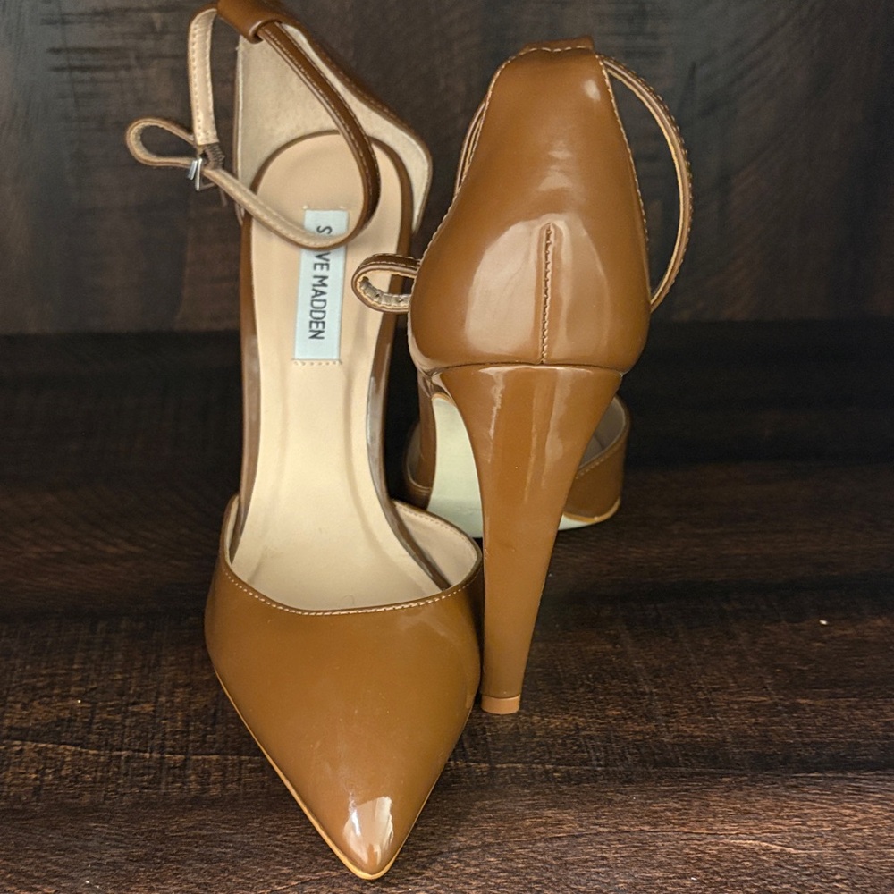 Steve Madden Brown Patent Heels
